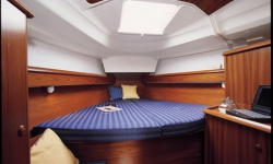 Jeanneau Sun Odyssey 40 kabin
