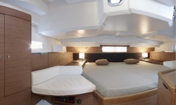 Jeanneau Sun Odyssey 44 DS kabin